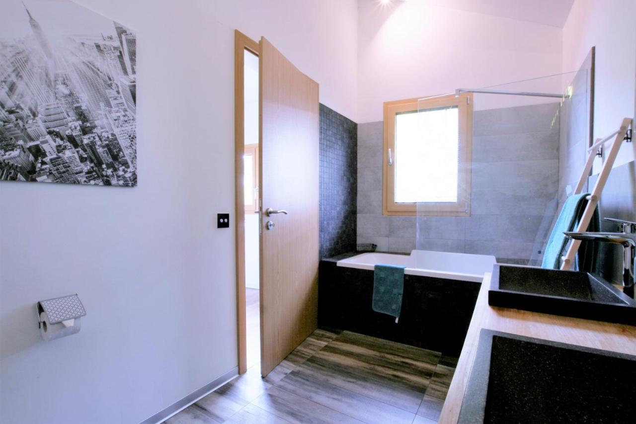 Montreux Holiday Home 외부 사진