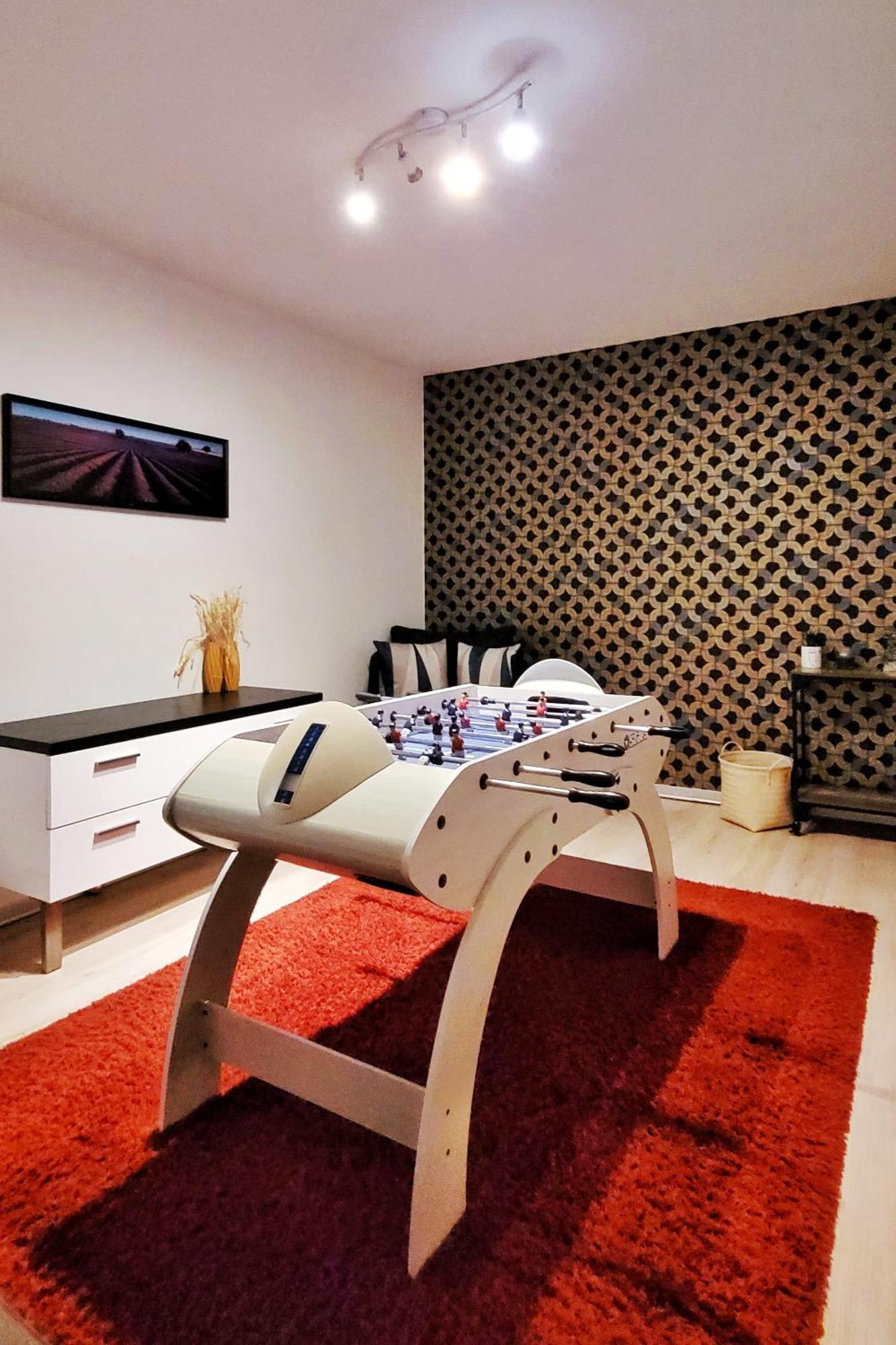 Montreux Holiday Home 외부 사진